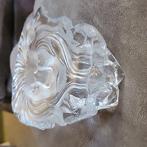 Vtg Heavy Clear Glass Crystal Carved Lion with Gold Accent Bookend - Picture 6 of 7